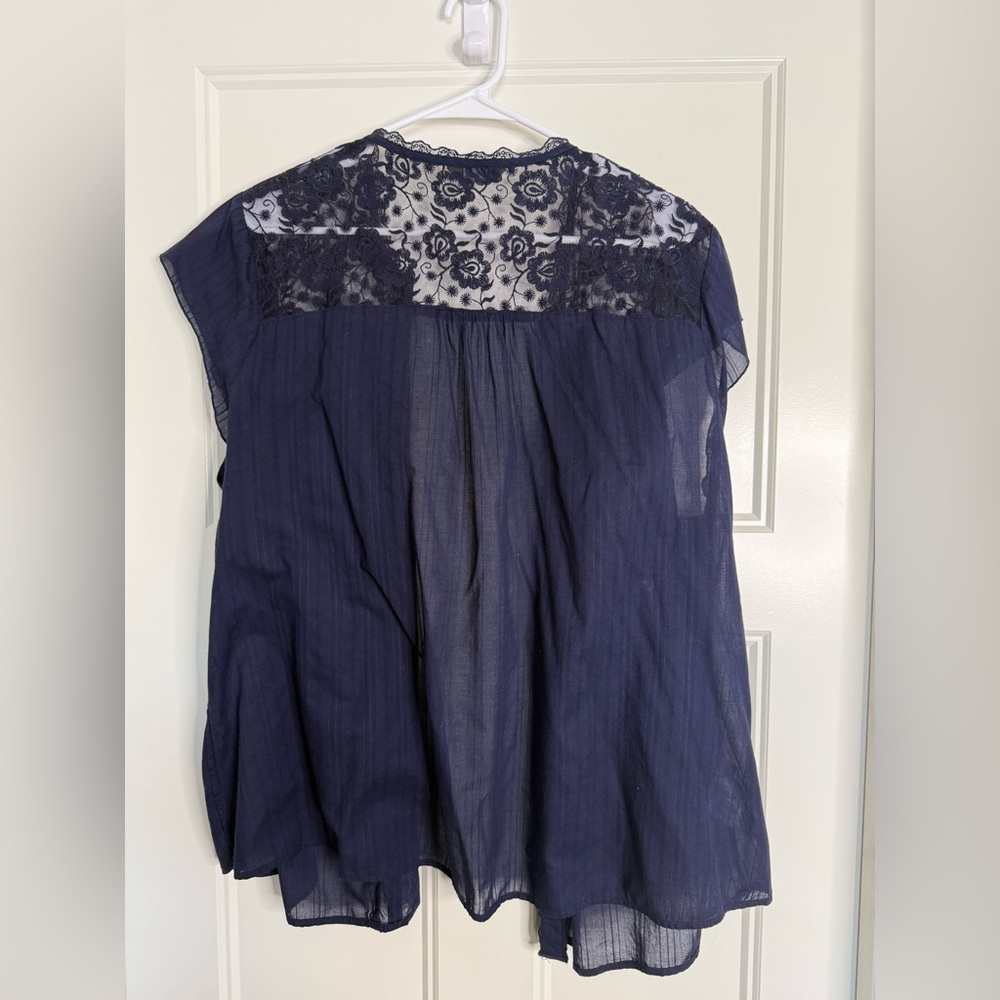 Women’s Eddie Bauer Navy Blouse, 3X - Picture 11 of 13